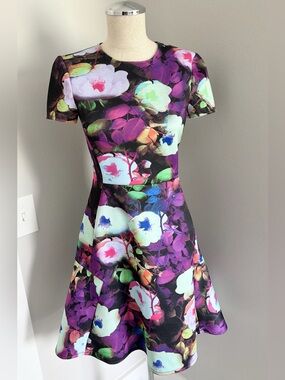 Betsy Johnson vibrant scuba floral printed dress